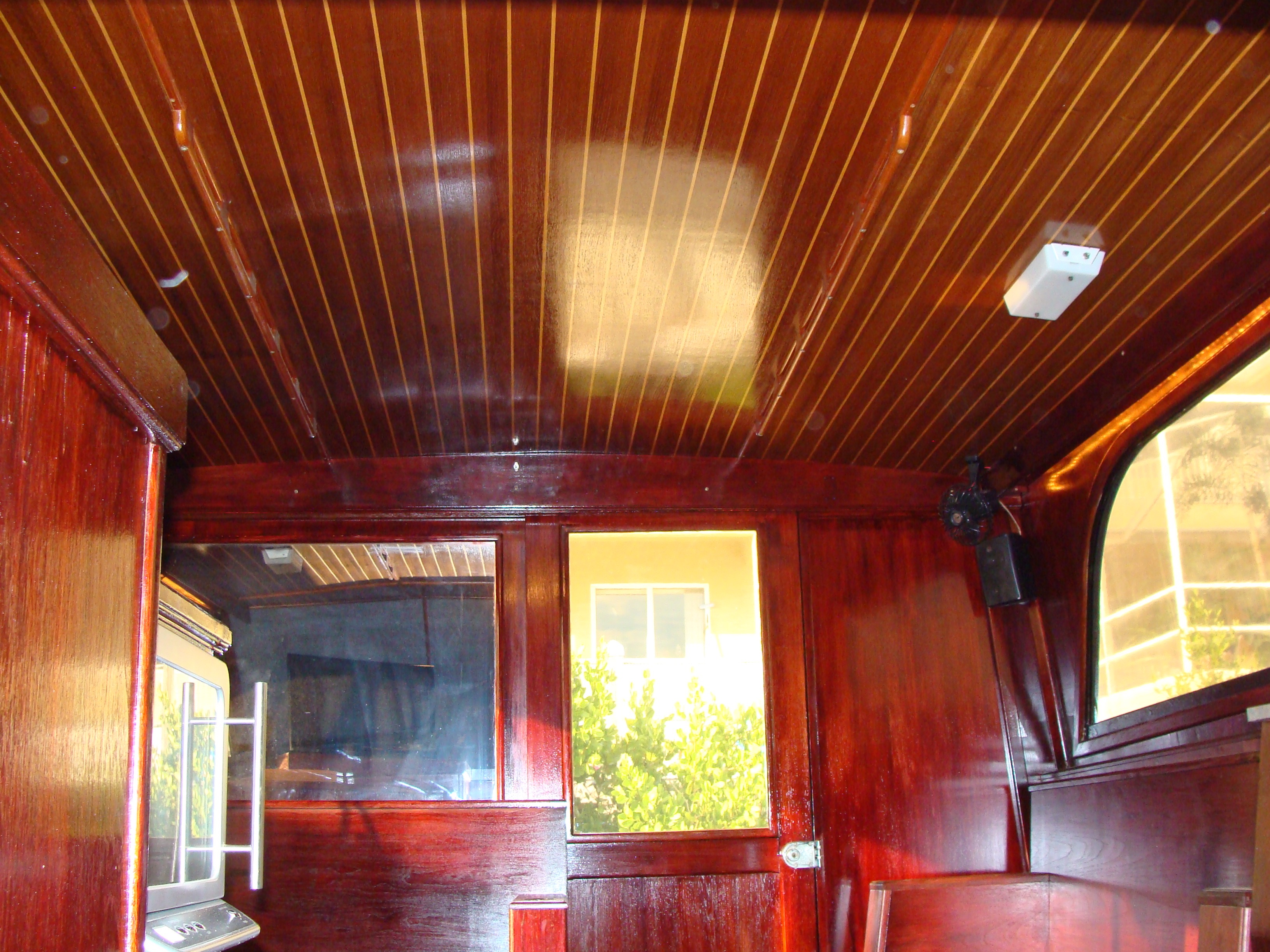 CFlor-on-ceiling-2